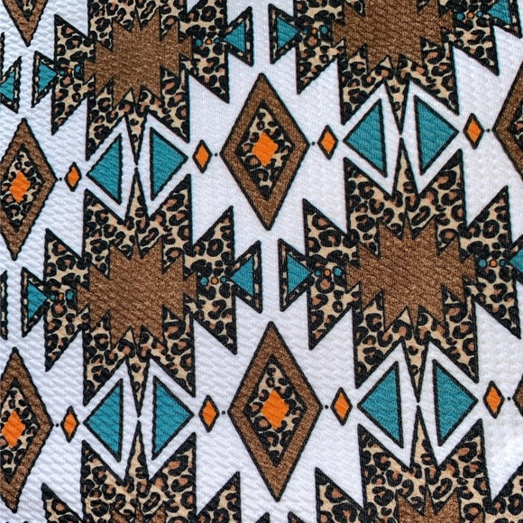 Scrunchie - Picture 10 of 12